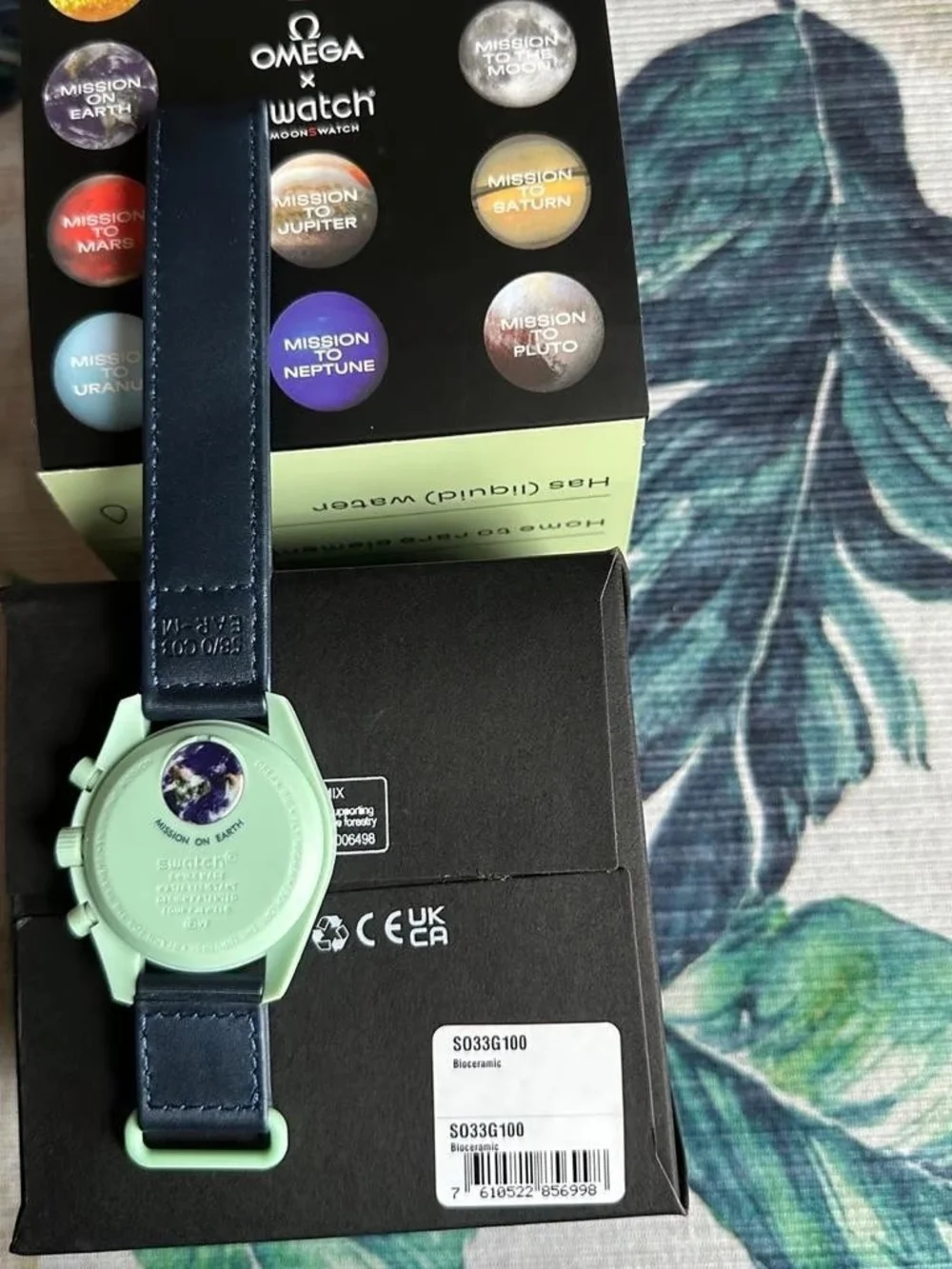 Swatch x oméga moonswatch speedmaster mission to earth